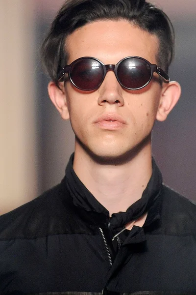 Look 33